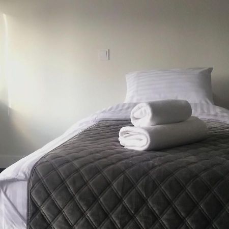 Kyivpasservis Hotel Kültér fotó