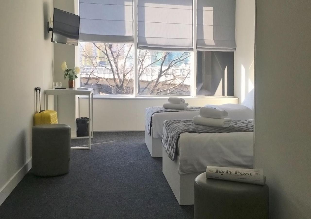 Kyivpasservis Hotel Kültér fotó