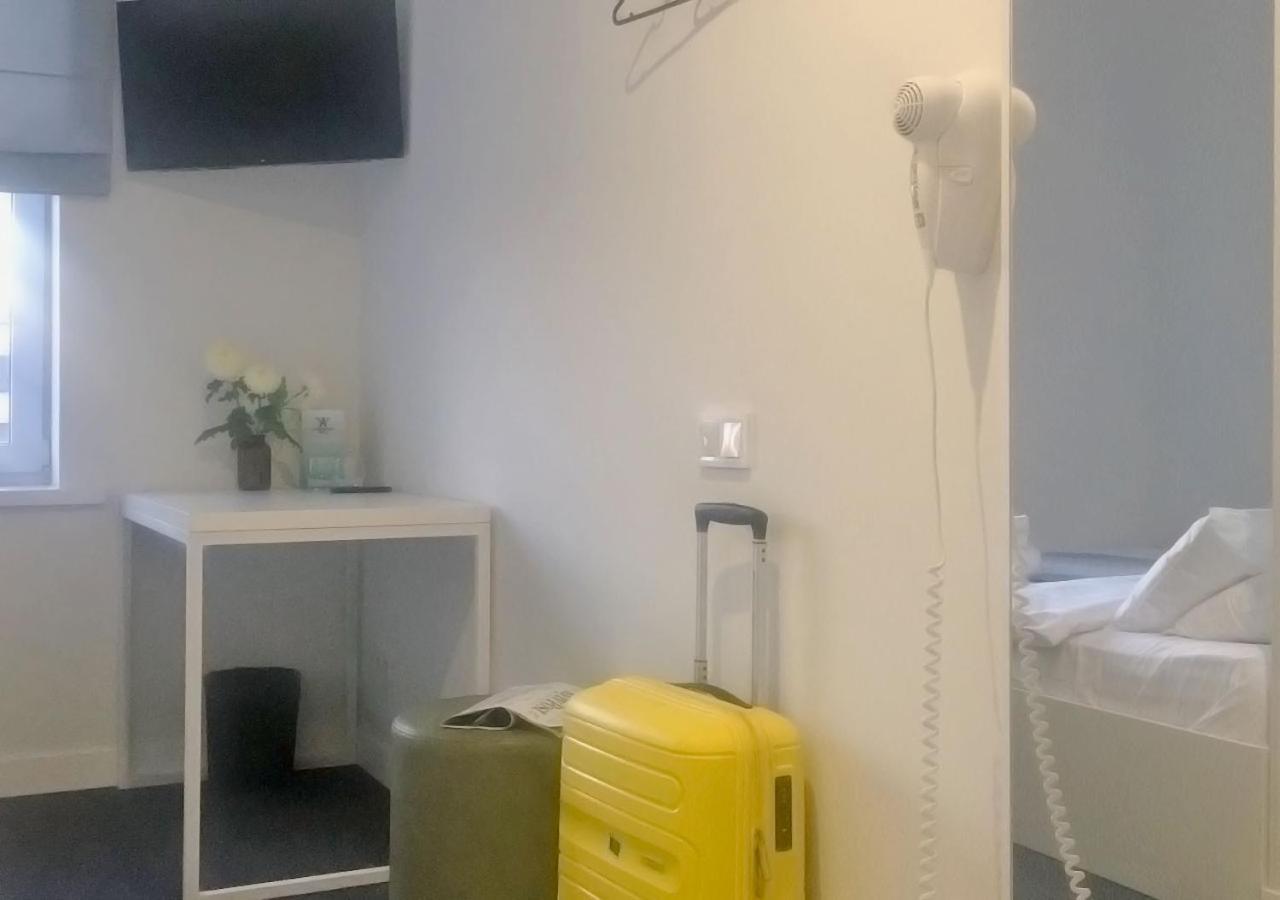 Kyivpasservis Hotel Kültér fotó