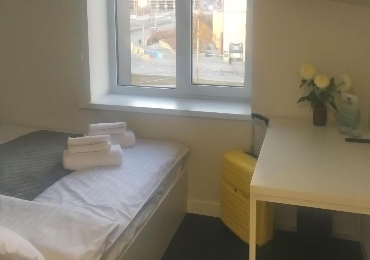Kyivpasservis Hotel Kültér fotó