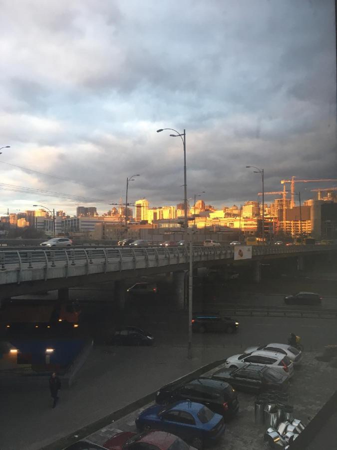 Kyivpasservis Hotel Kültér fotó